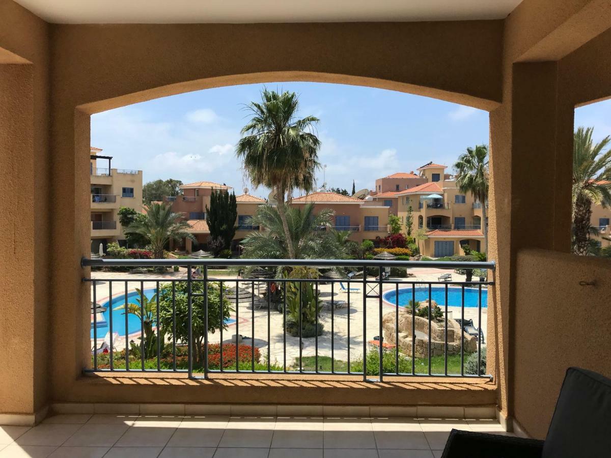 Limnaria Gardens - Modern 1 Bed, Walk To Beach & Shops Paphos Buitenkant foto